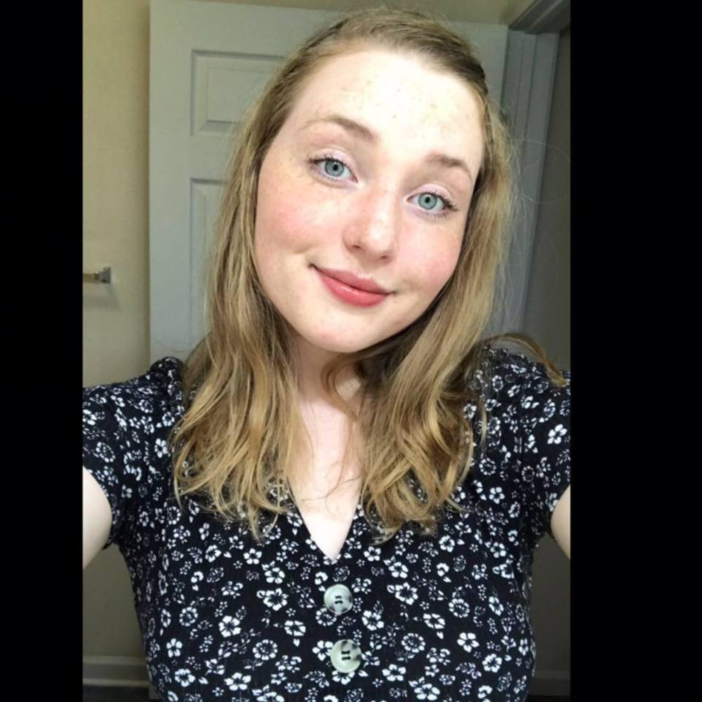 Meet your Posher, Amelia
